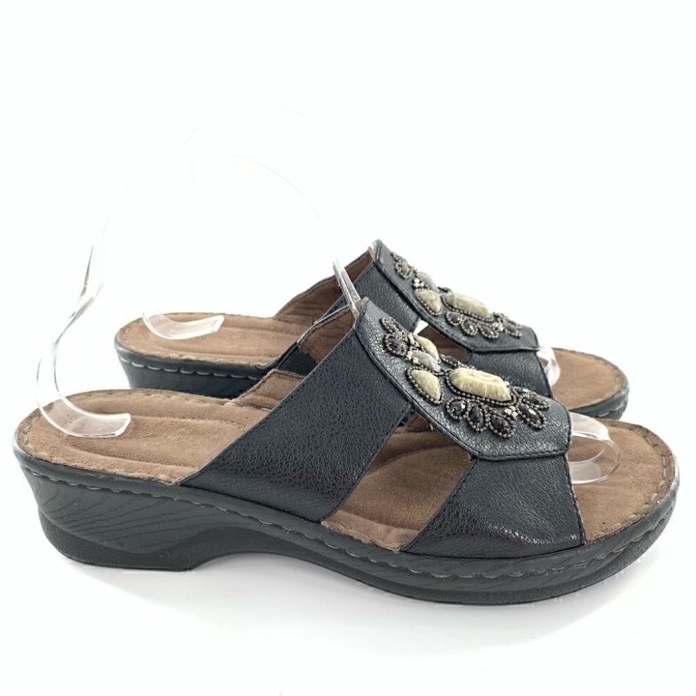 Natural soul size 8.5 W 38.5 saymore black faux leather gem comfort